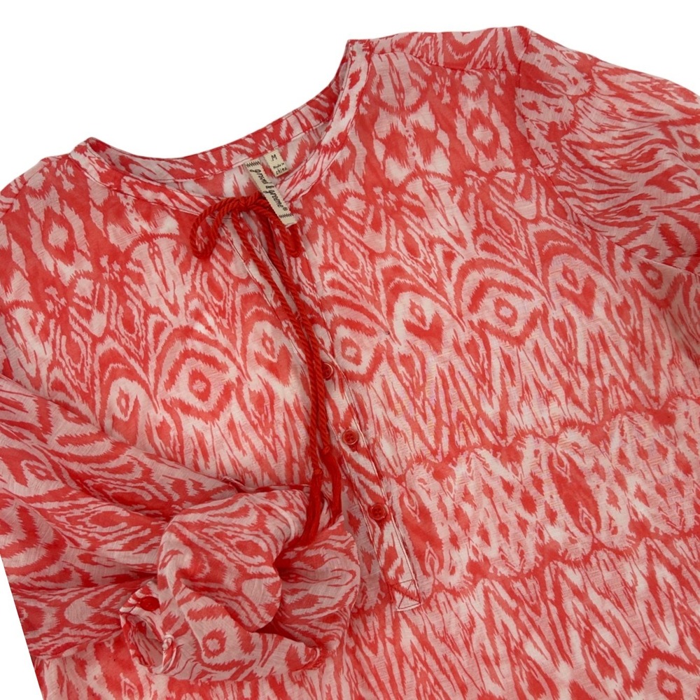 Grand & Greene Womens Red White Ikat Print Roll Tab Sleeve Tassel Blouse Medium